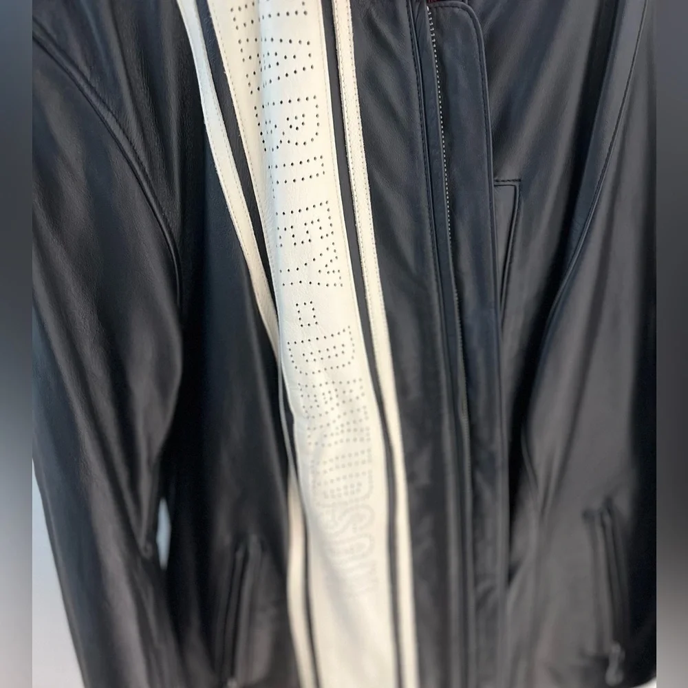 Woman’s Harley Davidson premium leather moto jacket. LIKE NEW. Size W1 - Picture 14 of 16